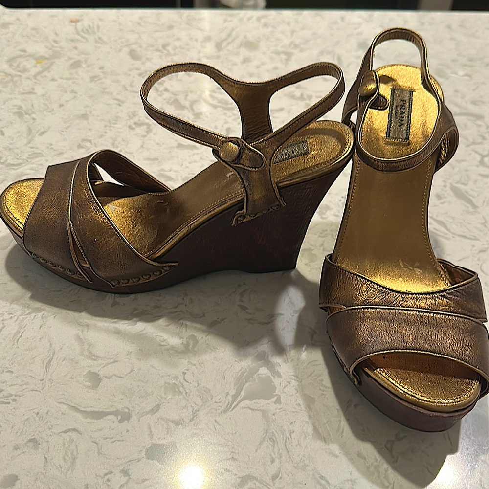 Beautiful metallic leather Prada sandal